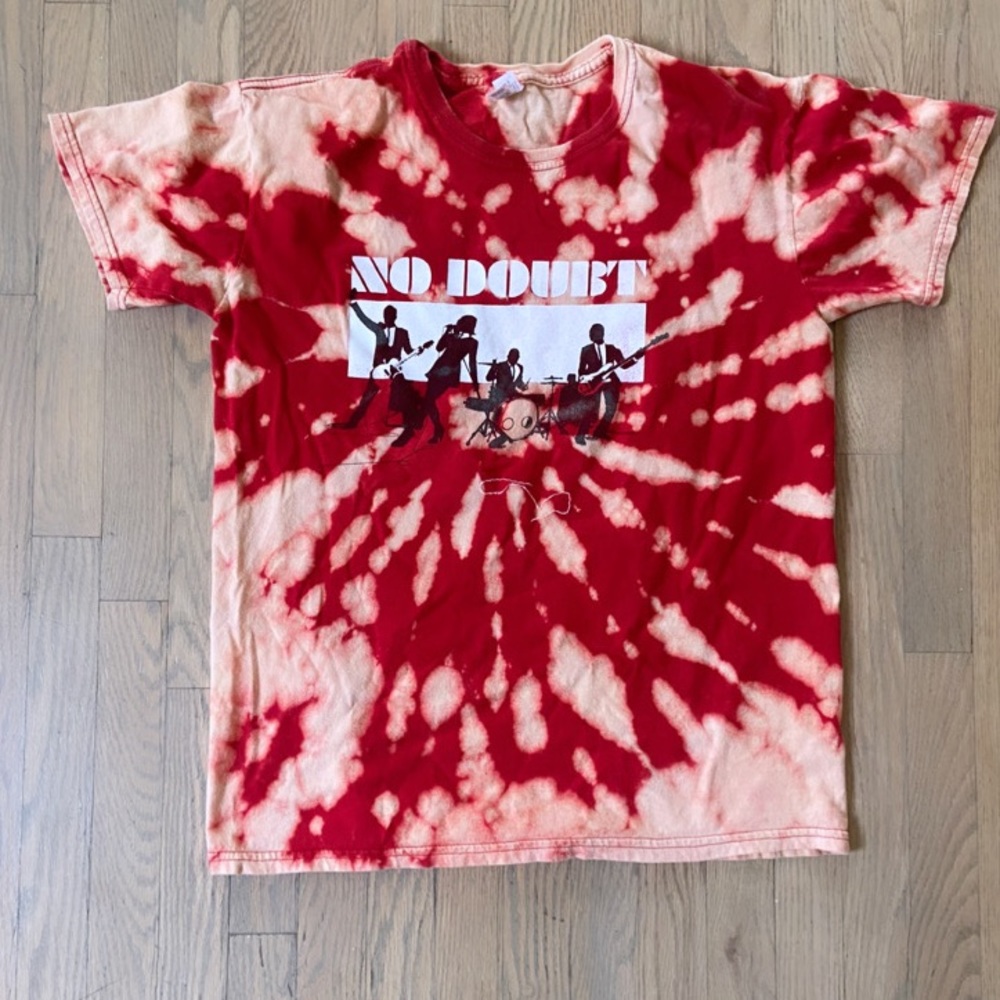 ONE OF A KIND Bleach Dyed No Doubt Tee